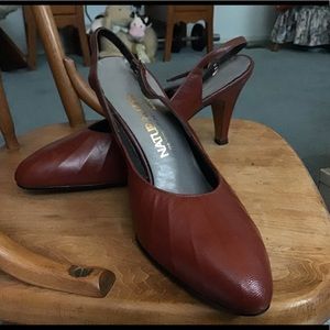 Vintage rust colored strap back heel